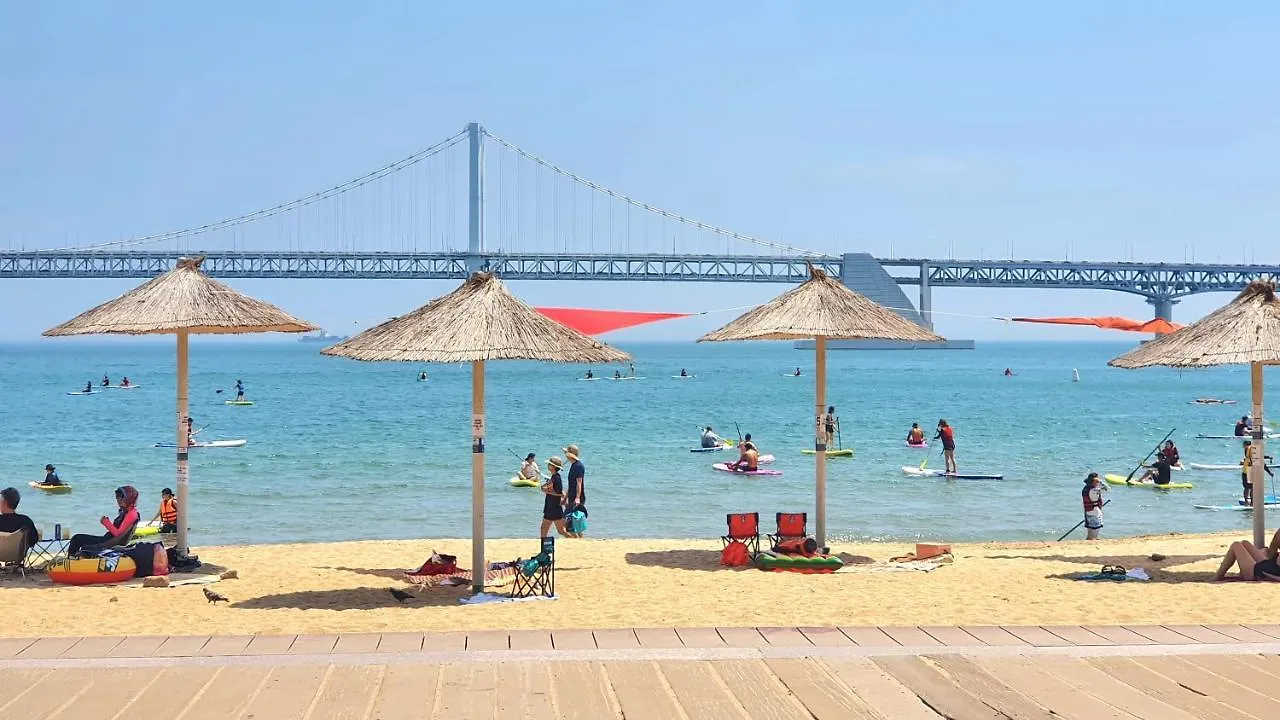 Jj House Gwangan Beach Busan South Korea